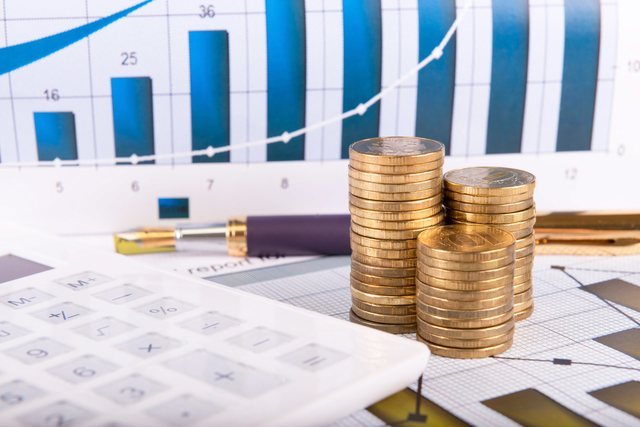 Të ardhurat në buxhet bien me 3.5 për qind në prill, qeveria nuk shpenzoi 630 mln euro